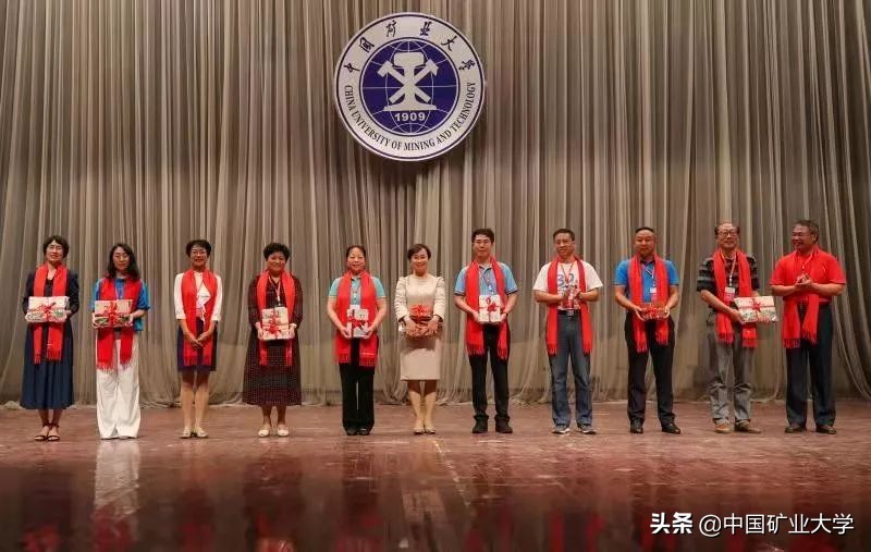 78级校友返校再聚首,72届老同学毕业五十周年再聚首