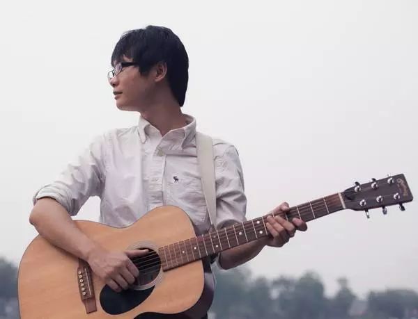 这是一首虐狗的歌,没有准备好就别听