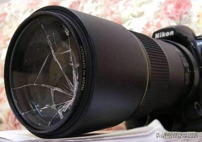 相机镜头镜片卡死了怎么卸下来,镜头摔了取不下来怎么办