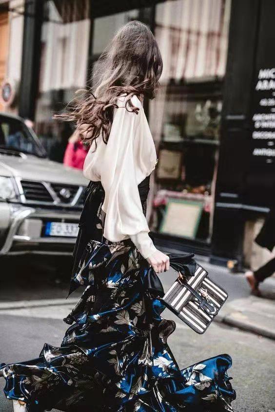 真丝衣服怎么洗涤和保养方法视频,真丝衬衫的正确洗涤方法