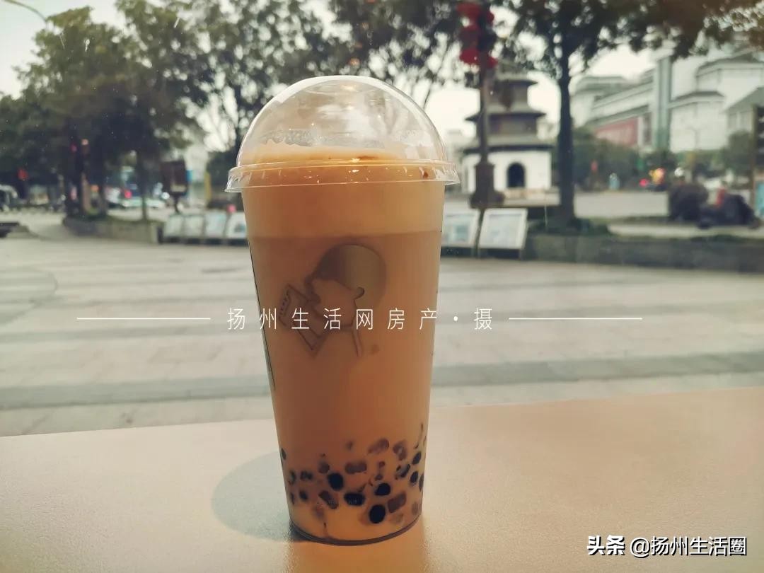 紧靠文昌阁却风光不再？！这两家陪扬州人长大的老牌商场，如今…