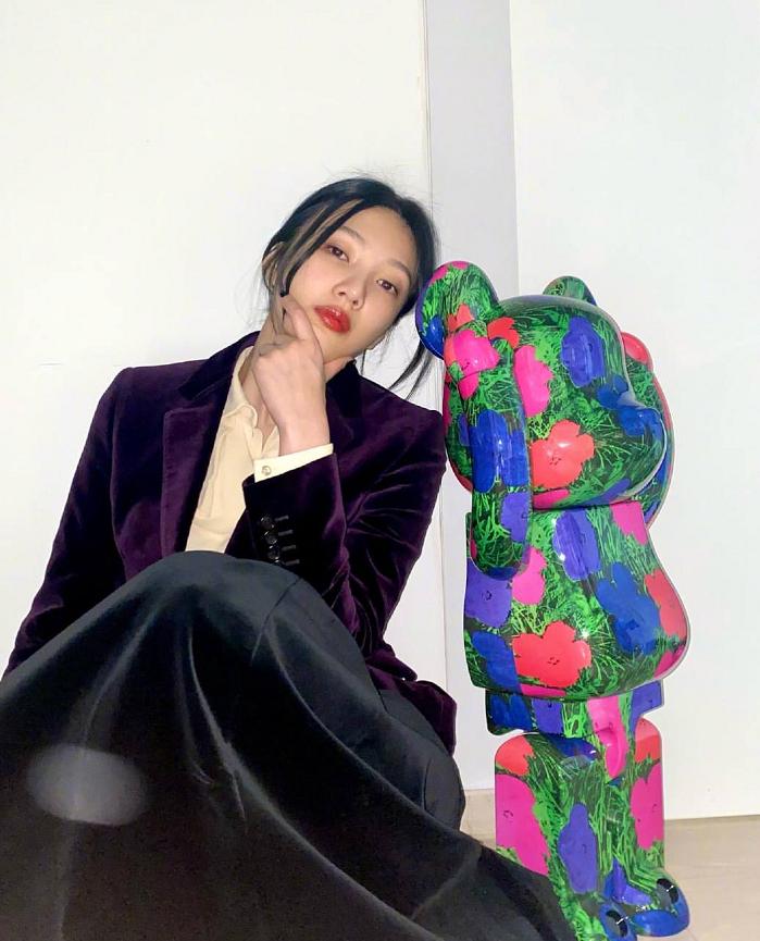 joy姜涩琪舞台对视,姜涩琪joy跳舞对视