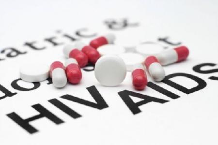 艾滋病免费药物不耐受了,只能选高价进口药?药师告诉你实情!