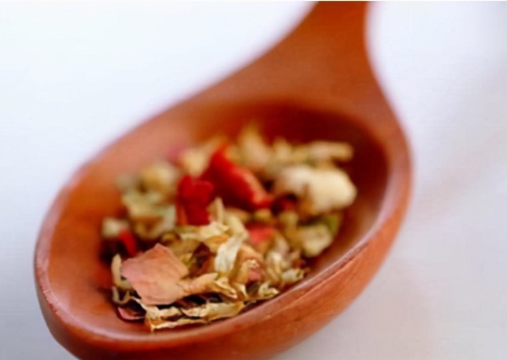 孩子血小板偏低饮食应注意哪些,儿童血小板数值偏低