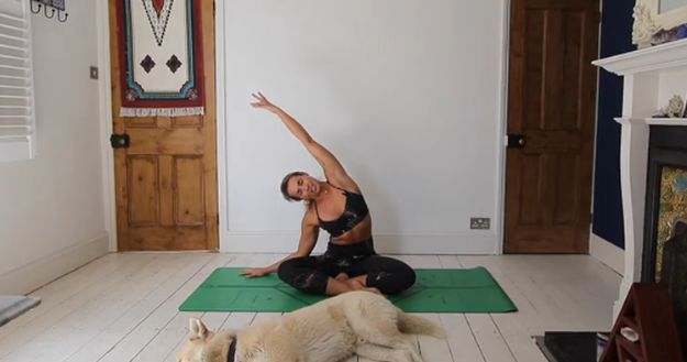 坐着抬臀锻炼,坐着抬腿锻炼多少次才有效果