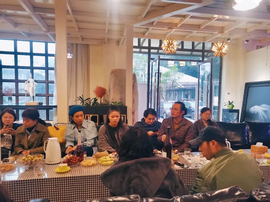 庆川美80周年!美酒、蛋糕,咖啡桌前的艺术聚会