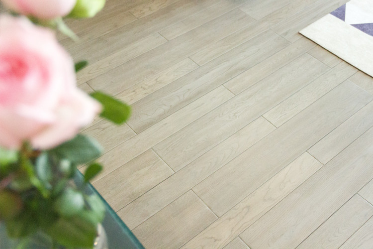 大自然实木地暖地板靠谱吗,大自然实木地暖地板价格