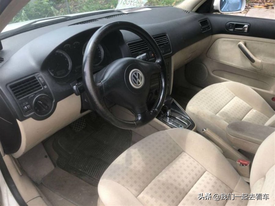 2003年宝来1.8t自动豪华当年落地价,2011年大众宝来二手值得买不