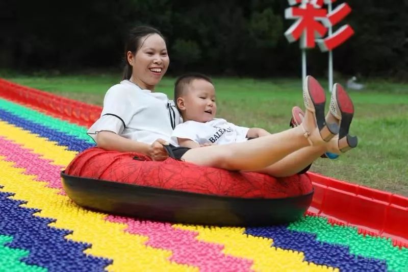 石塘竹海喊泉,宜兴彩虹滑道免费