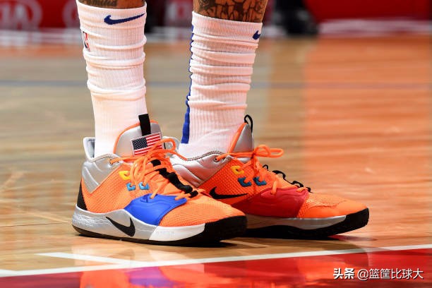 哈勒尔秀个性定制！3月12日NBA赛场球鞋赏析