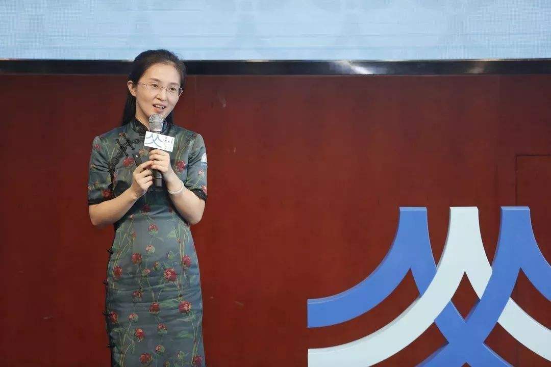 “抄袭者”胡红梅的背后，是一条看不见的金钱利益关系链