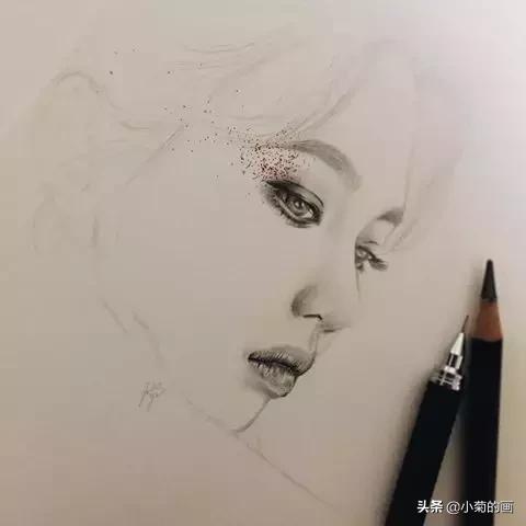 一眼就看出来的明星素描,这些明星的双眼皮好美