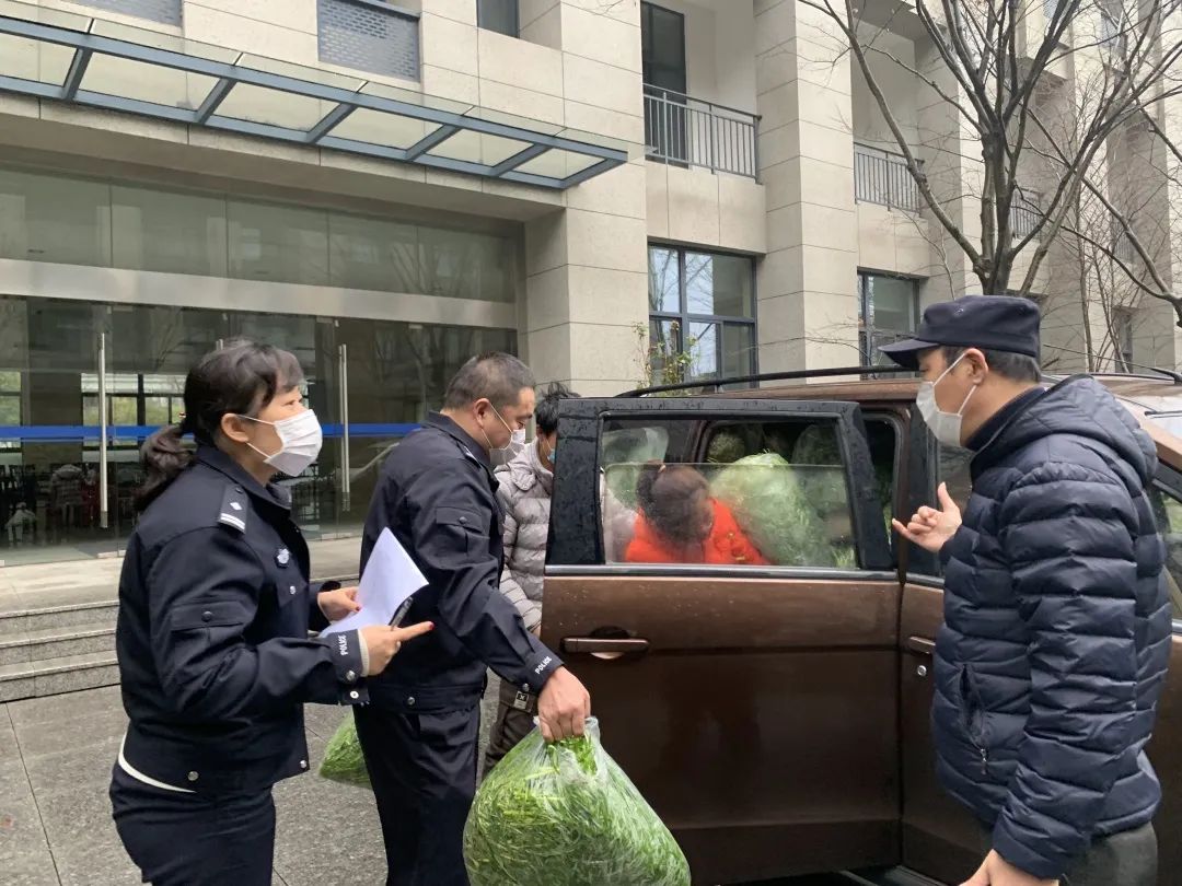 三八节专刊大全,三八节专刊警营三月天警花别样红