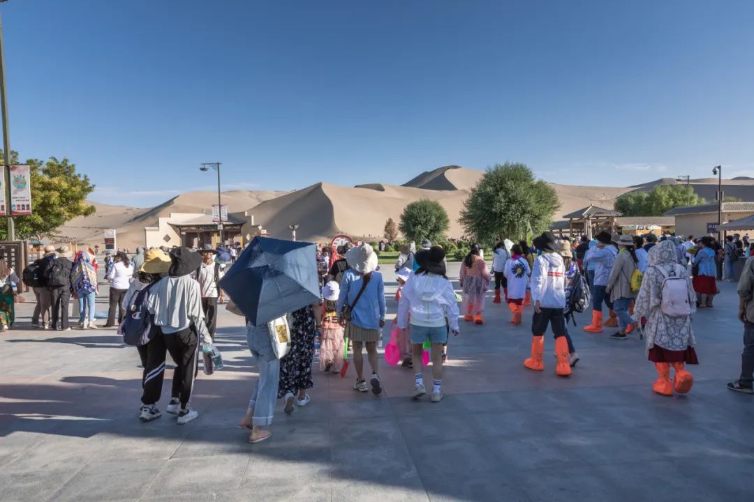 敦煌为什么会是佛教圣地,敦煌为什么能闻名世界