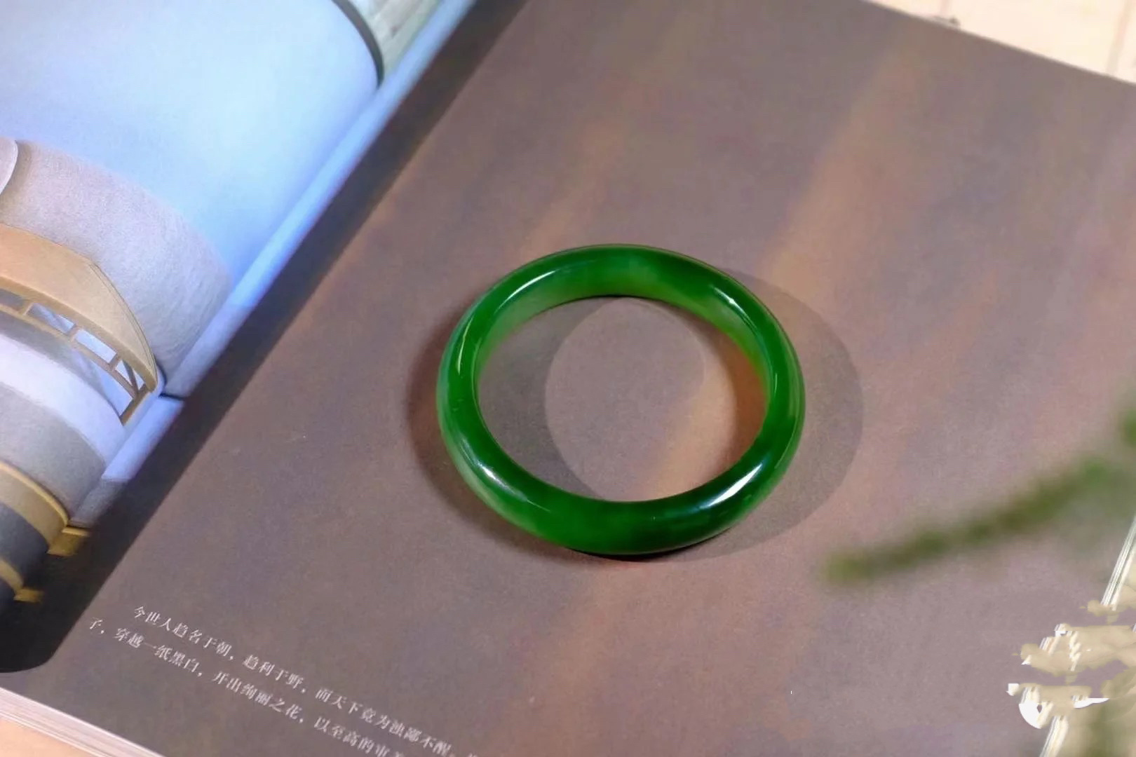 如何挑选玉镯,怎么挑选适合自己的玉镯