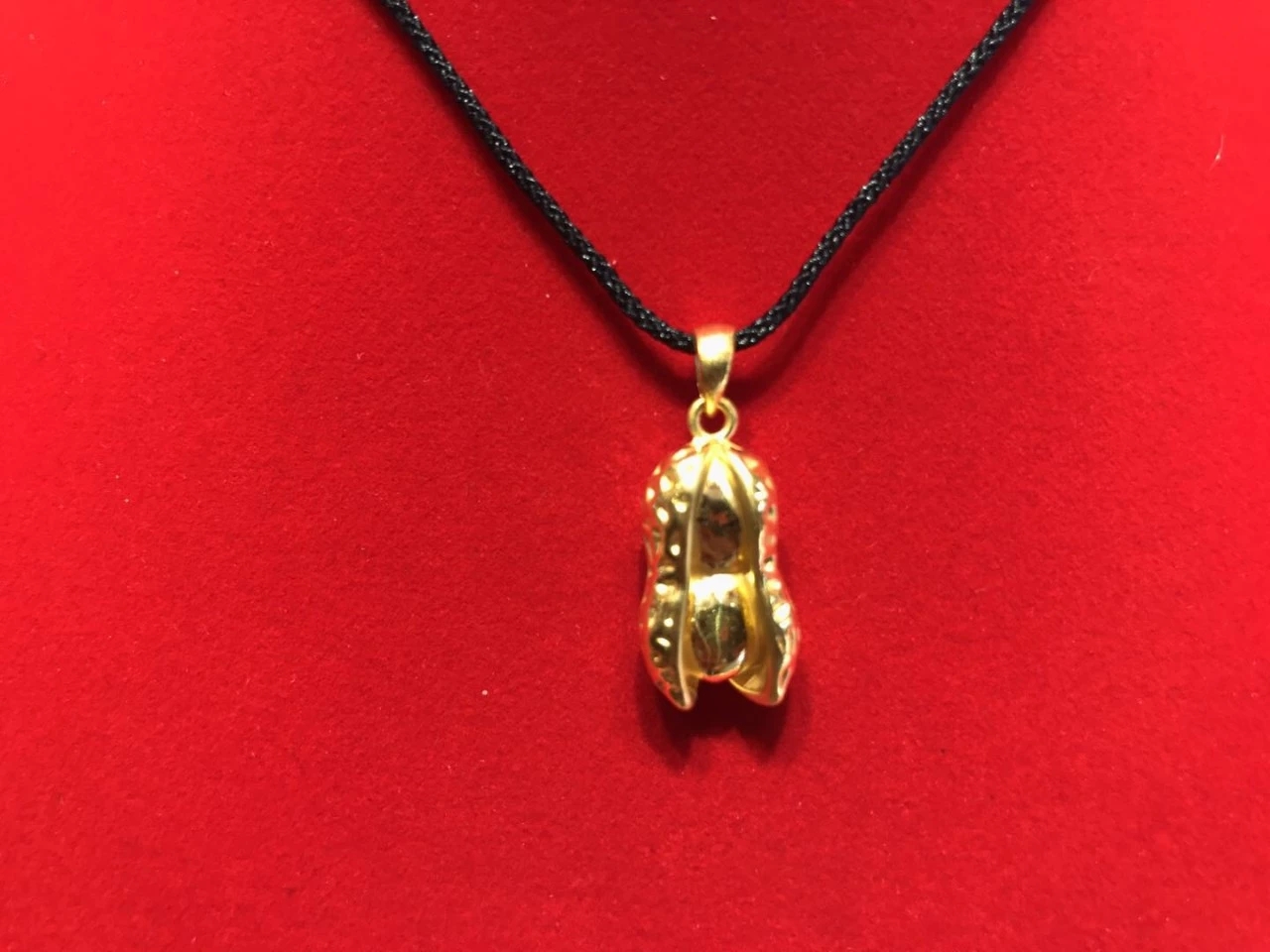 象牌吊坠什么含义,戴关羽吊坠的含义