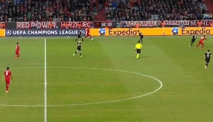 终于来了！尤文的新后防领袖——荷兰球星德利赫特全方位技术分析