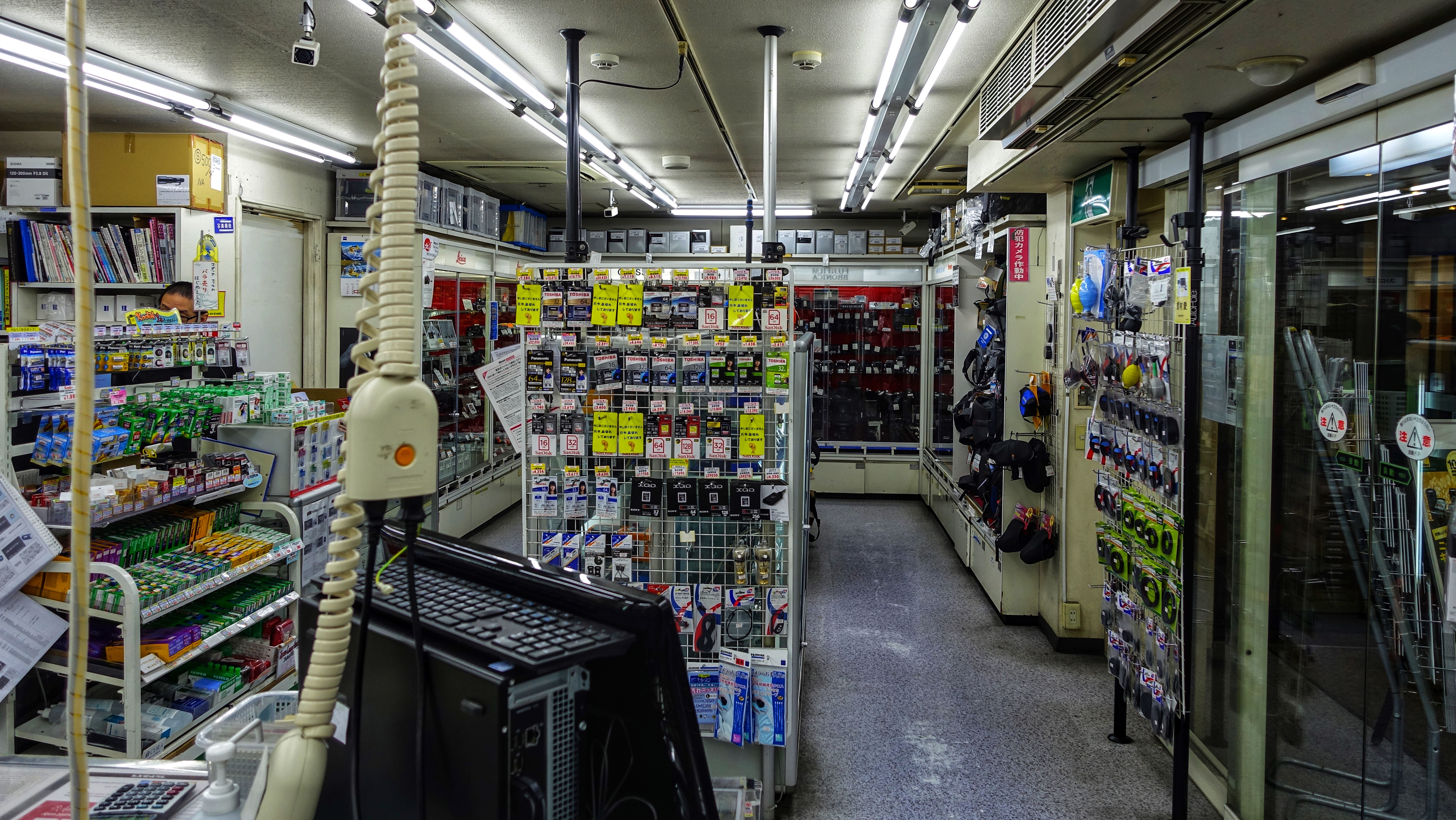 东京市新旧摄影器材店,东京摄影器材中古店