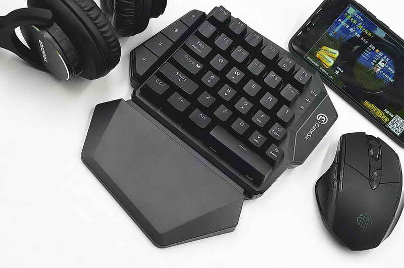 鐩栦笘灏忛浮鎺屾満鐜╁湴骞崇嚎,灏忛浮鏈烘閿洏璇勬祴