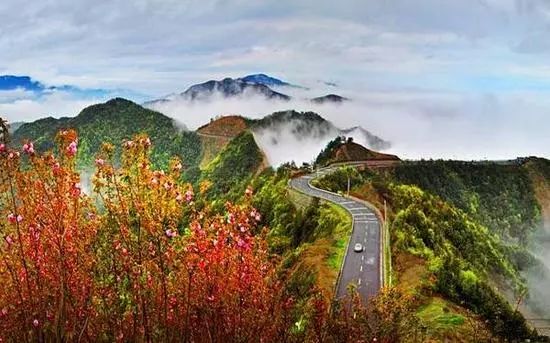 山如碧浪翻江去译文,山如碧浪翻江去下一句