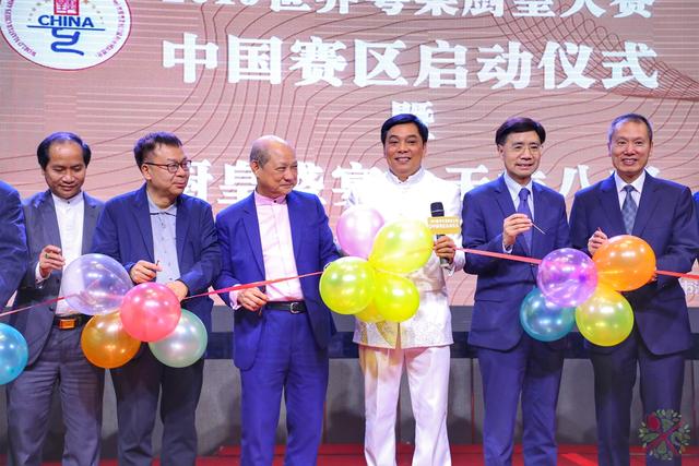 清蒸鲟龙鱼鱼子酱,三大美食鲟鱼鱼子酱