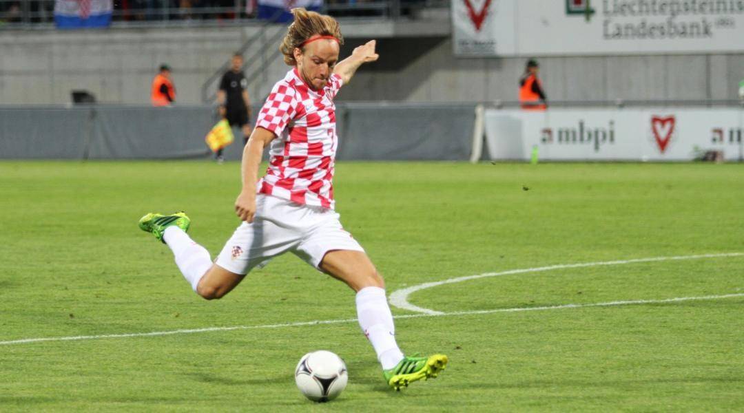 足球历史最年轻首秀,中国足球职业联赛20年回顾之雄起