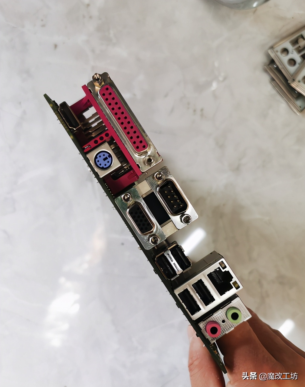 假的金士顿内存和真的差距,金士顿真假笔记本内存区别