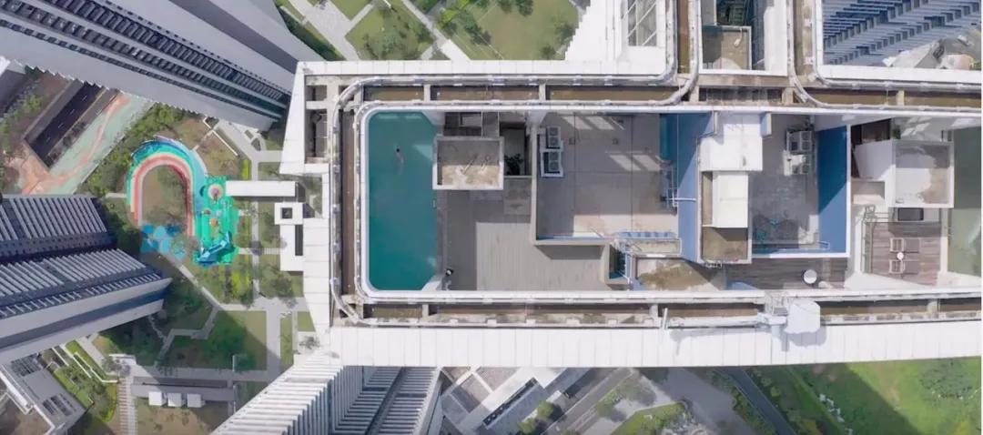 住1万楼是什么体验,住进超大豪宅是什么体验