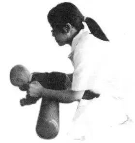 脑性瘫痪伴随的障碍,小脑中枢性瘫痪的训练方法