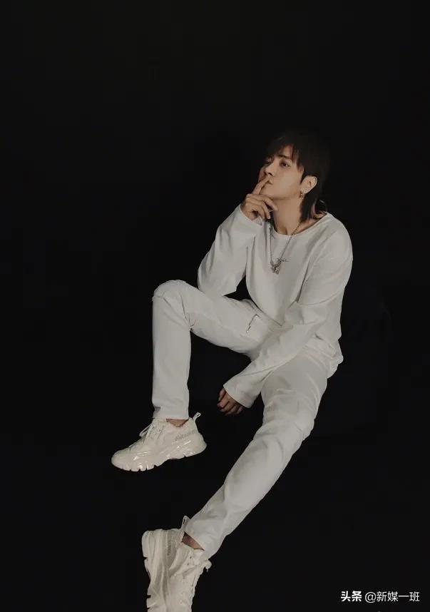 罗志祥同款鞋37码,罗志祥棋盘鞋400元