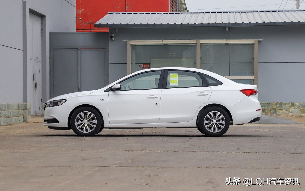 手握15万想买豪华suv,手握1000万买啥车