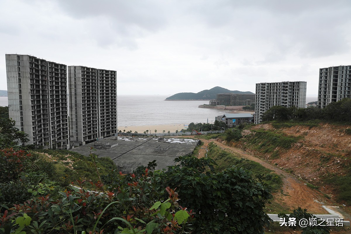 象山居然藏着如此美丽的沙滩，免费游玩，恒大烂尾楼堪称一景