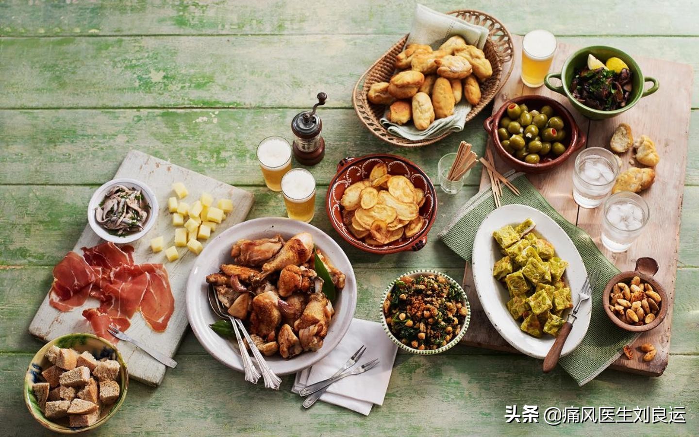 痛风的时候吃什么食物最好降尿酸,痛风降尿酸不能吃哪些食物