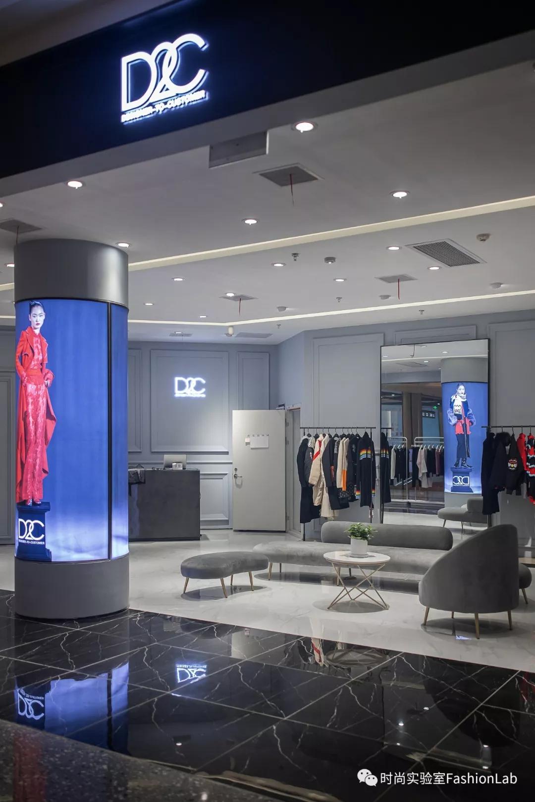 送对年终礼物是当代青年的社交核*器武**