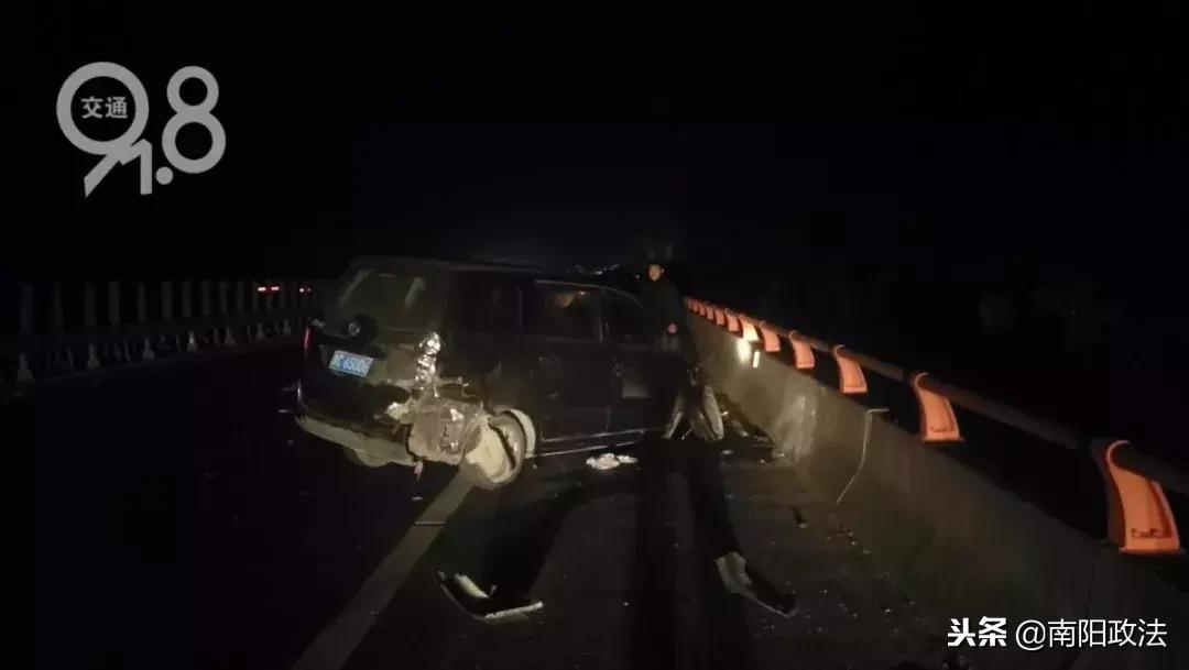 深夜街边男子一声大吼,深夜在大街上吼叫