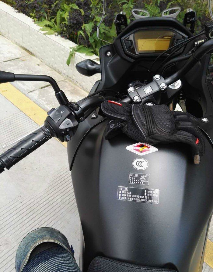 历时一年终于提了本田cb500x,本田大贸cb500x评测