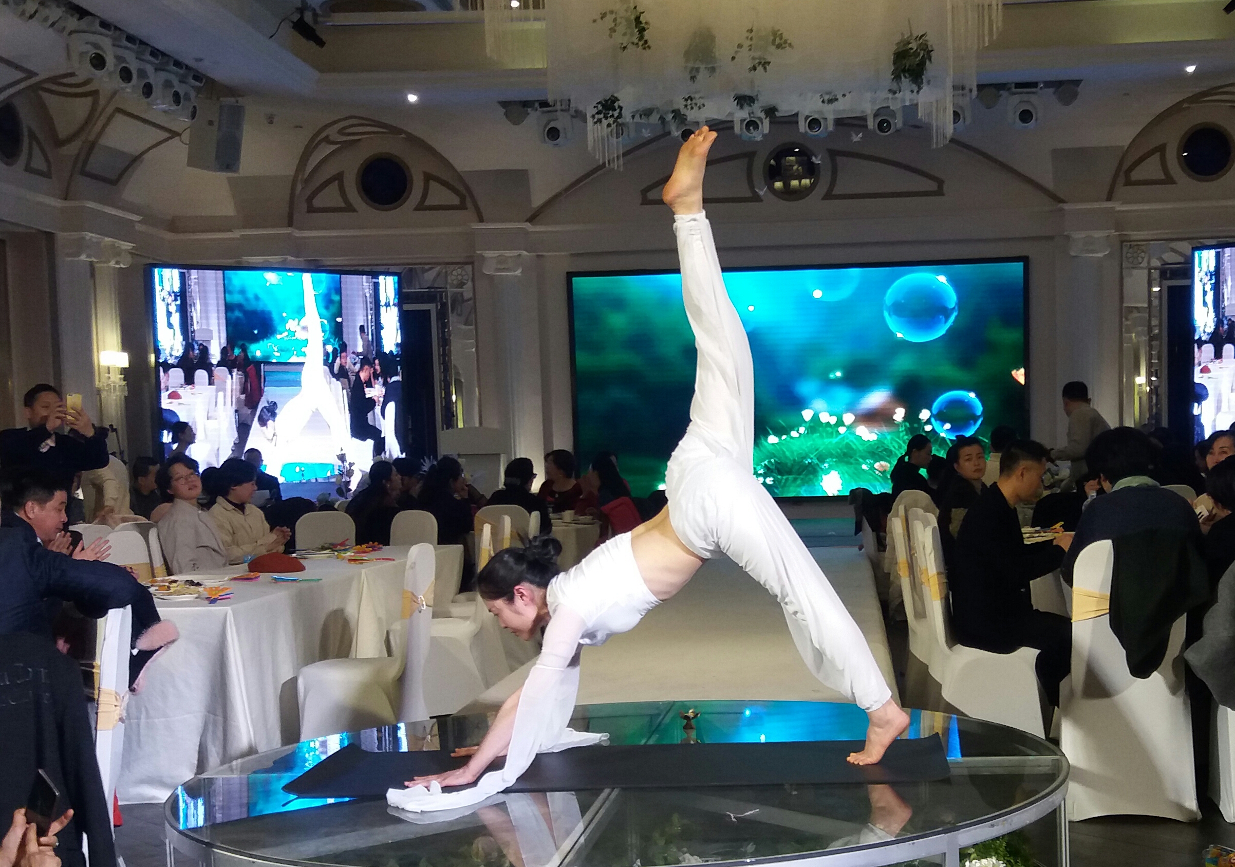 倾雪伊人护肤品牌的价格是多少,倾雪伊人护肤品品牌