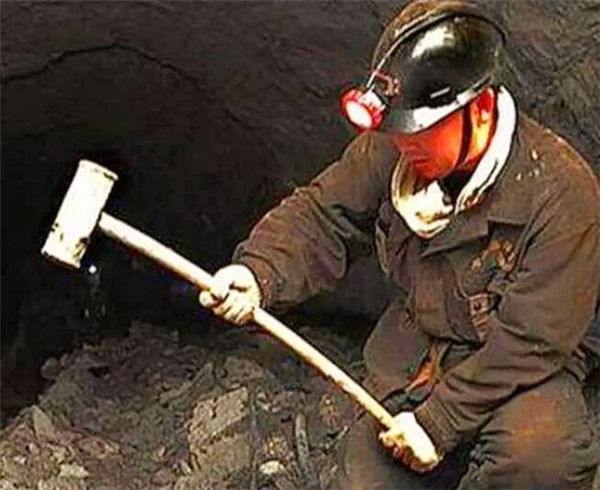 挖矿发现巨无霸夜明珠,废矿挖出夜明珠