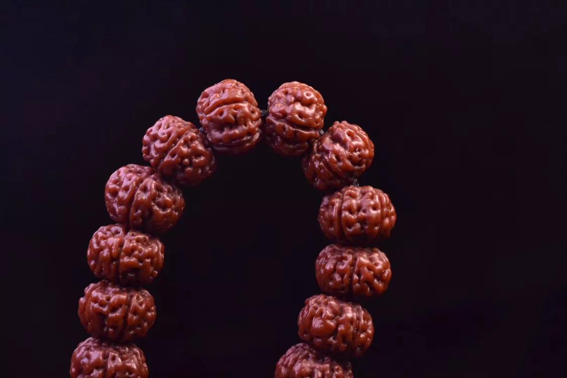 原桩树王小金刚盘玩后效果,老树王小金刚原皮是什么颜色