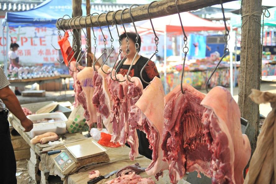 买猪肉怎么挑选口诀,买猪肉技巧和经验