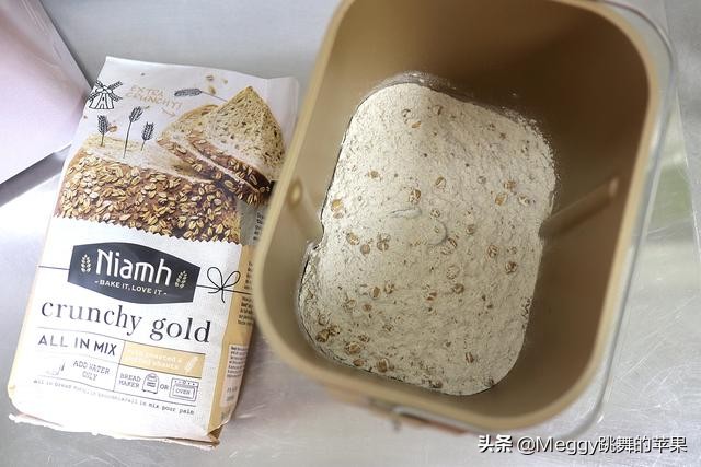 柏翠面包机硬欧包制作方法,面包机欧包配方和制作方法