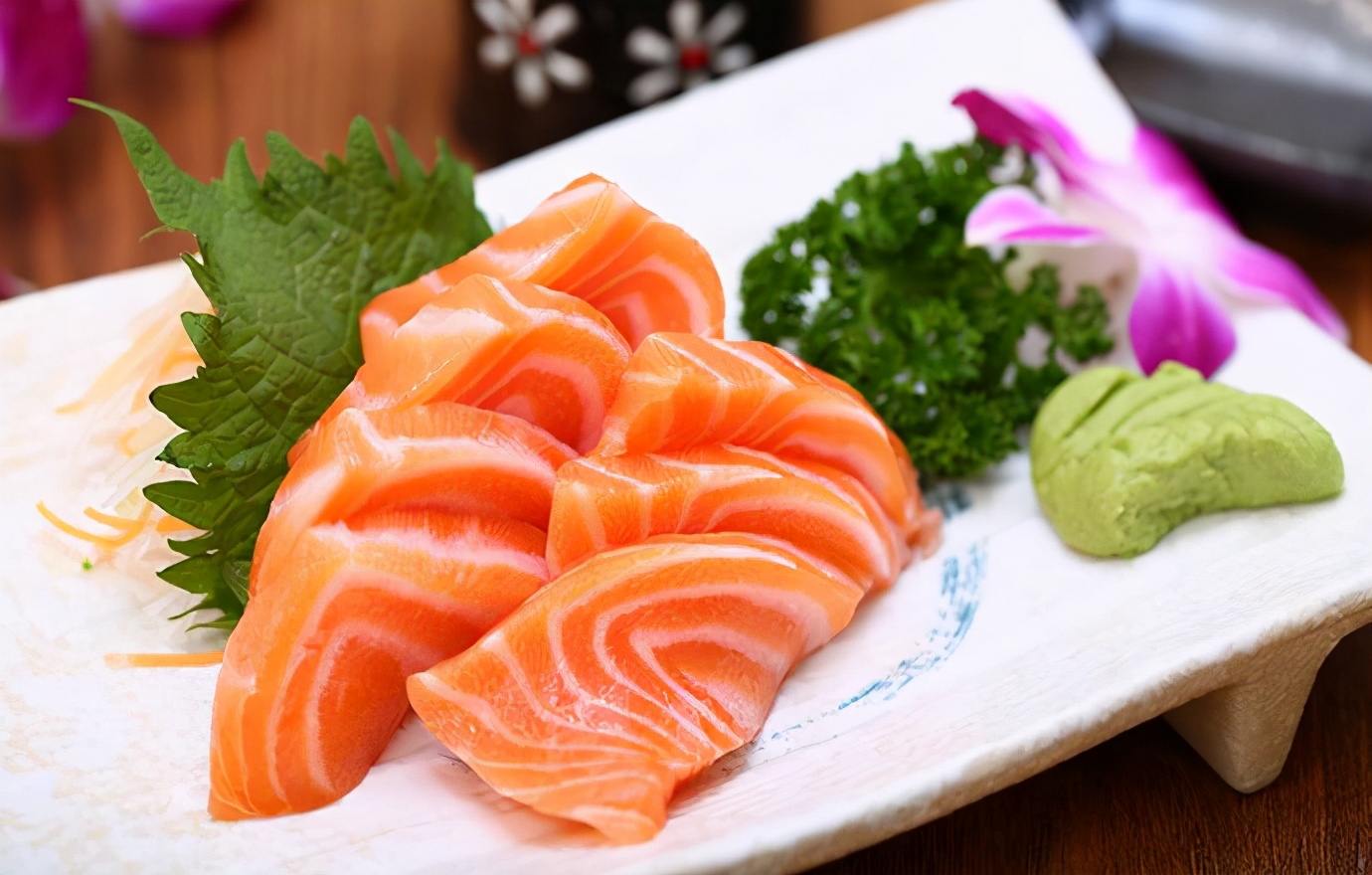 哺乳期饮食禁忌这些食物千万别吃,哺乳期再馋这几种水果也不要吃