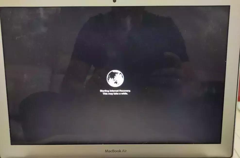 macos恢复系统时磁盘工具如何使用,苹果电脑恢复mac系统下载不下来