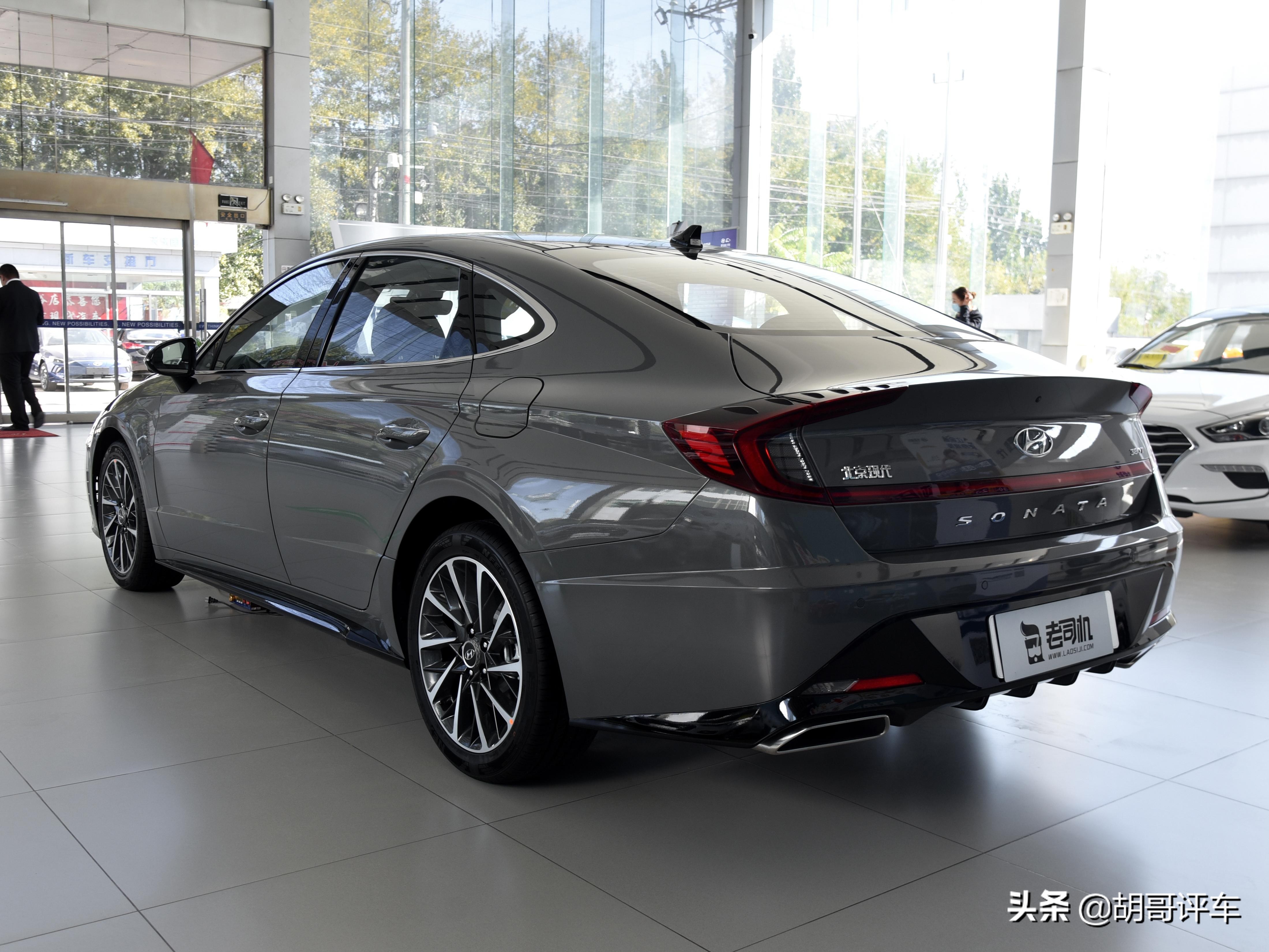 2.0t+8at的轿车有几种,新款索纳塔全系标配8at