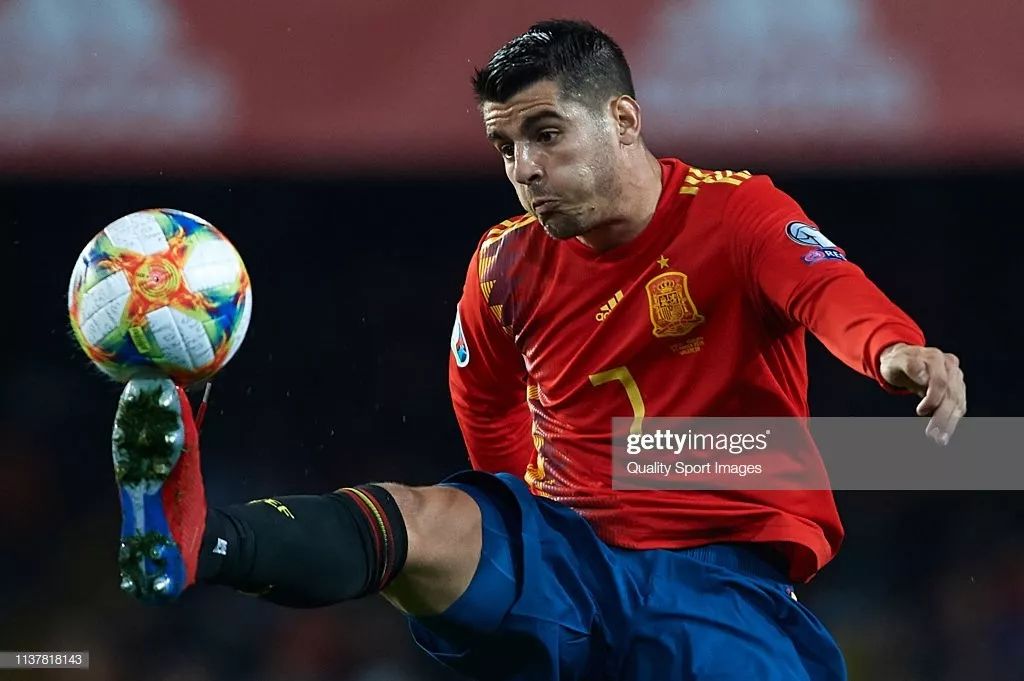 西班牙队独造7球集锦解说,西班牙队险些进球