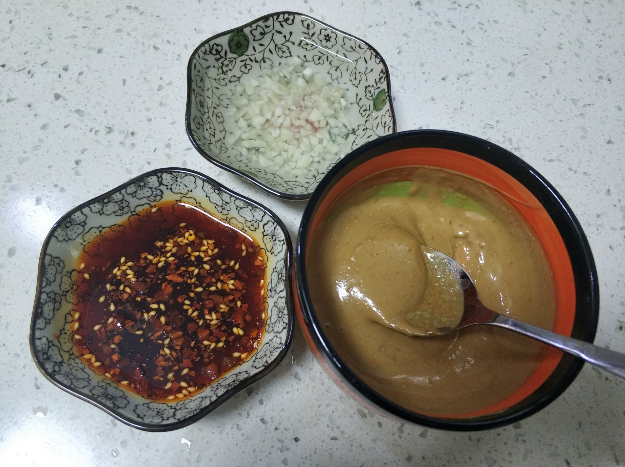 凉面好香,凉面好美味