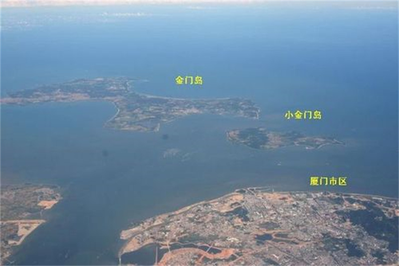 1984年*小平邓**说：对于台湾问题主张和平谈判，但不代表放弃*力武**