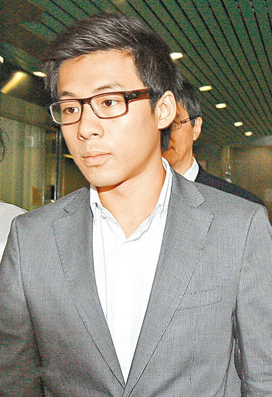 作为霍英东长子,他培养了霍启刚,却与“香港小姐”朱玲玲离婚