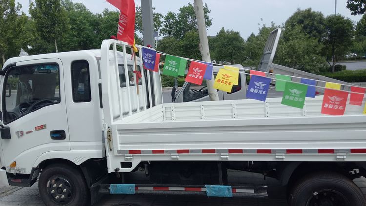 唐骏汽车小轿车,皮实耐用的百姓车