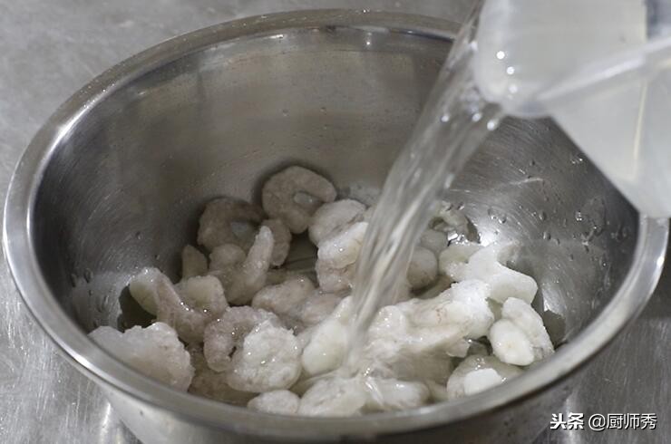 鹏厨教你牛肉饺子的配比,三鲜虾饺子馅是哪三鲜